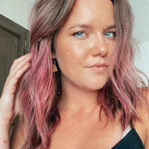 Meet your Posher, Sabrina